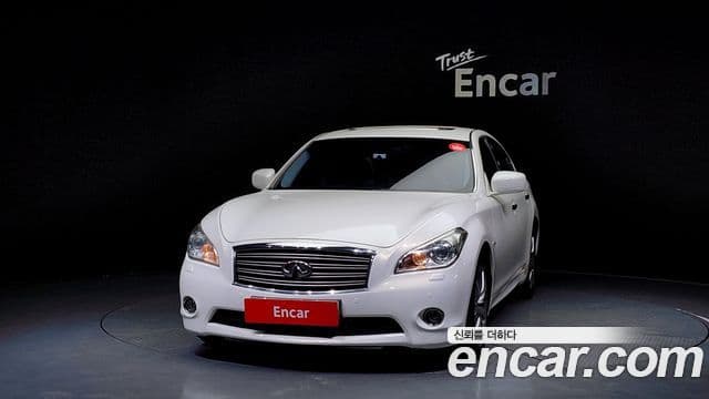 Infiniti M37 Y51, 2012 3