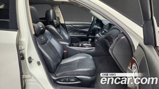 Infiniti M37 Y51, 2012 11