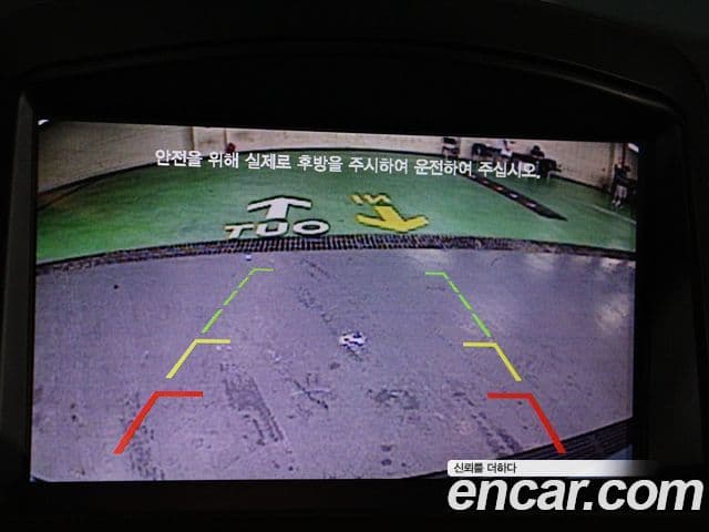 Kia Carnival R Premium, 2012 9