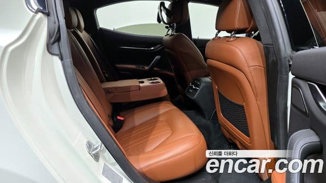 Maserati 기블리 3세대, 2022 12