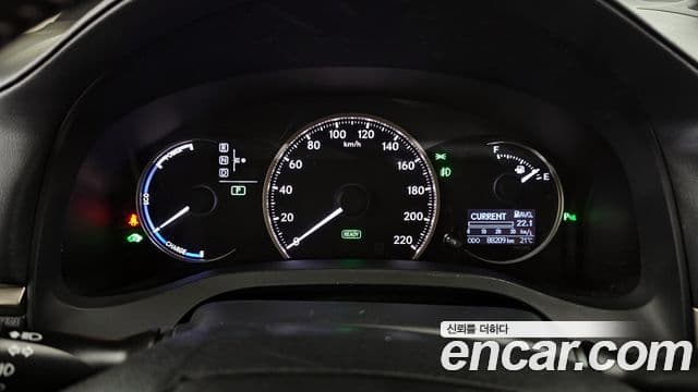 Lexus CT200h ZWA10, 2016 8