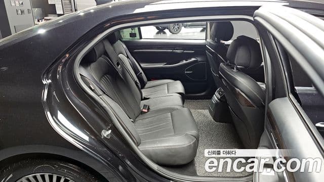 Genesis G90 Luxury, 2021 11