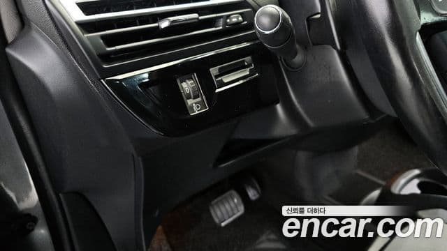 Ситроен / DS Grand C4 피카소 1.6 B-HDI Intensive, 2016 19