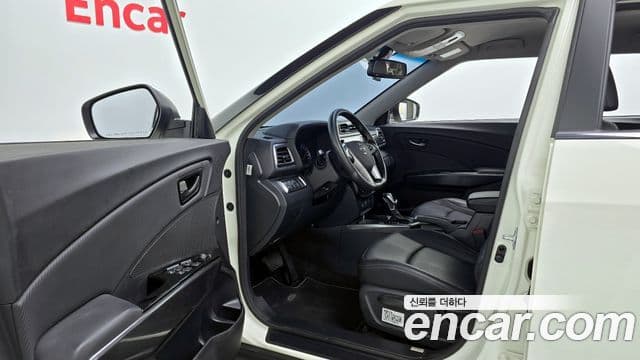 KG모빌리티(SsangYong) Berry New Tivoli V1, 2022 10