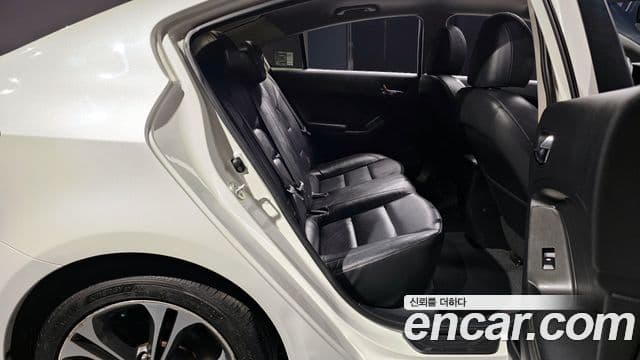 Kia K3 Noblesse, 2013 12