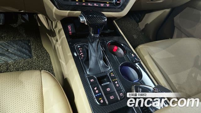 Kia The / новый New Carnival Luxury, 2019 9