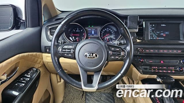 Kia The / новый New Carnival Luxury, 2019 13