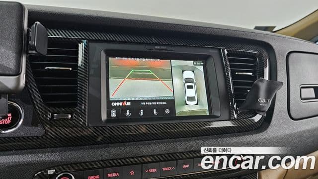 Kia The / новый New Carnival Luxury, 2019 16