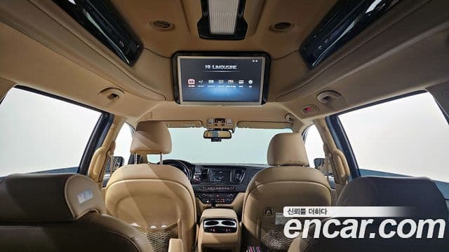 Kia The / новый New Carnival Luxury, 2019 19