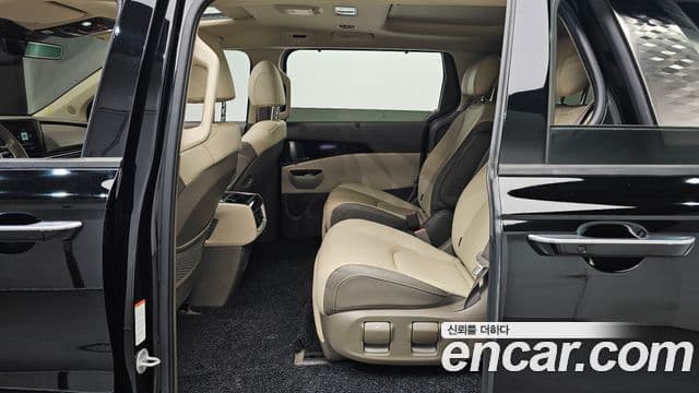 Kia Carnival 4세대 Signature, 2023 12