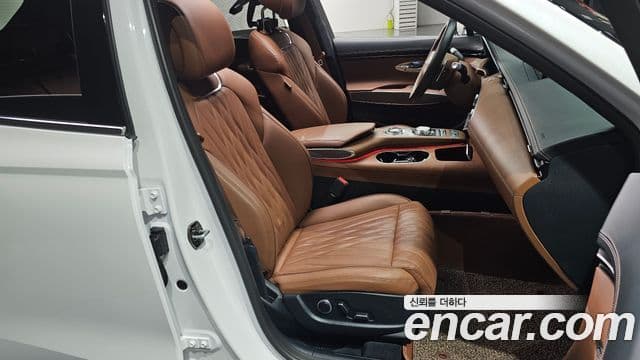 Genesis GV70, 2021 10