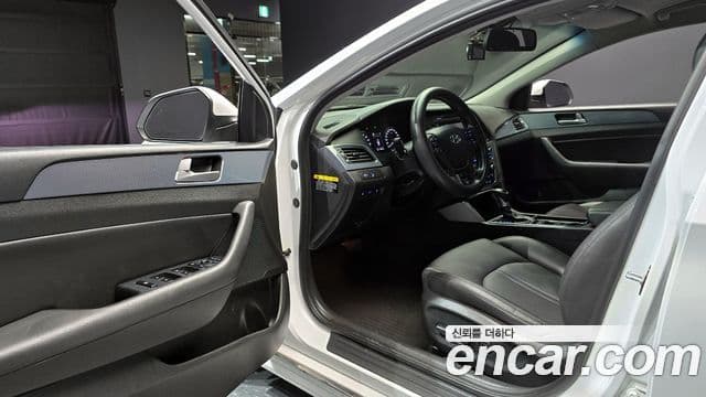 Hyundai LF Sonata гибрид Modern Special, 2017 11