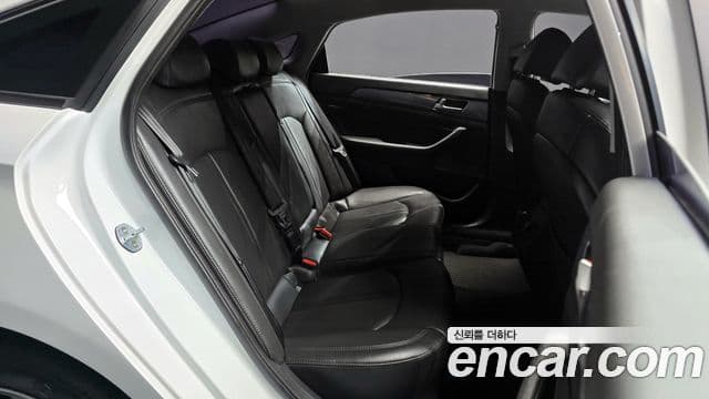 Hyundai LF Sonata гибрид Modern Special, 2017 12