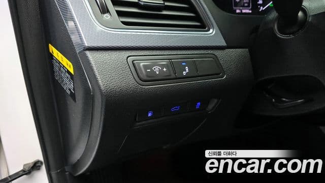 Hyundai LF Sonata гибрид Modern Special, 2017 17