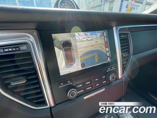 Porsche Macan 95B, 2018 14