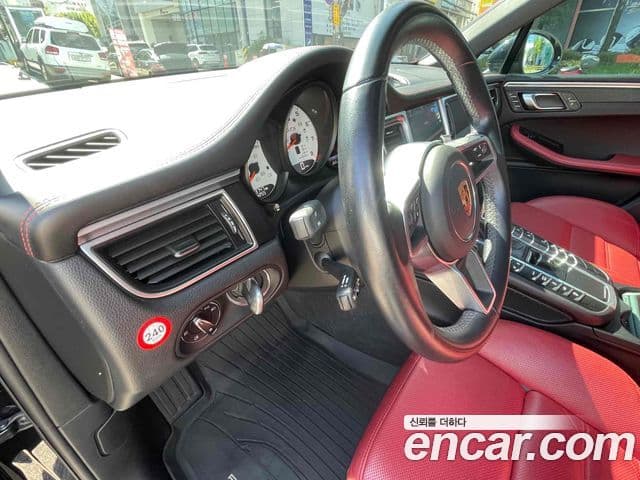 Porsche Macan 95B, 2018 20