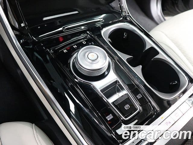 Kia Carnival 4세대 Signature, 2023 11