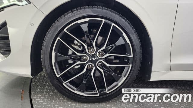 Kia K5 3세대 Signature, 2023 все фото