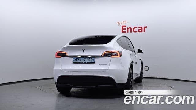 Tesla модель Y Long Range AWD, 2021 4