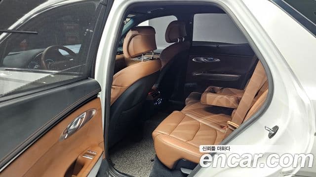 Genesis GV70, 2022 12