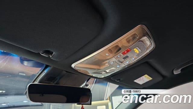 Genesis GV70, 2022 17