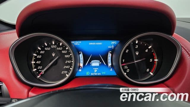 Maserati Levante 3.0 дизель AWD GranLusso, 2019 8