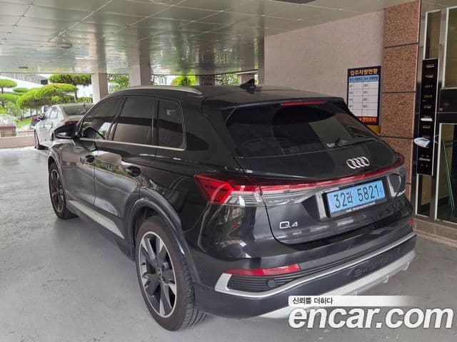 Audi Q4 e-Tron (F4) Premium, 2023 3