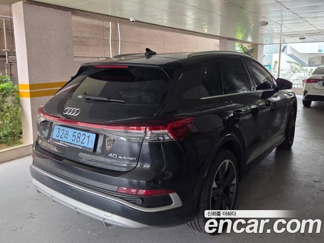Audi Q4 e-Tron (F4) Premium, 2023 4