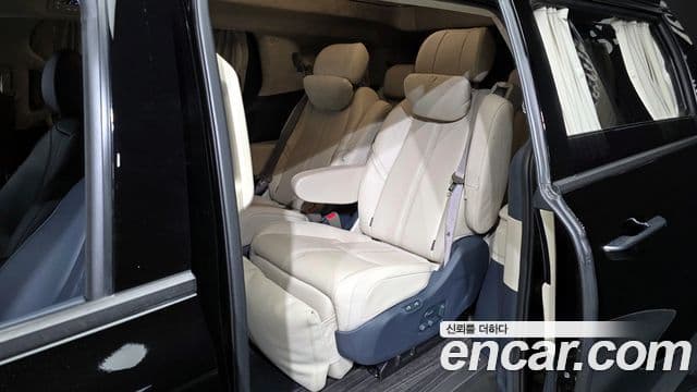Kia Carnival 4세대 бензин 9인승 High Limousine(компания по спецнадстройкам), 2023 11