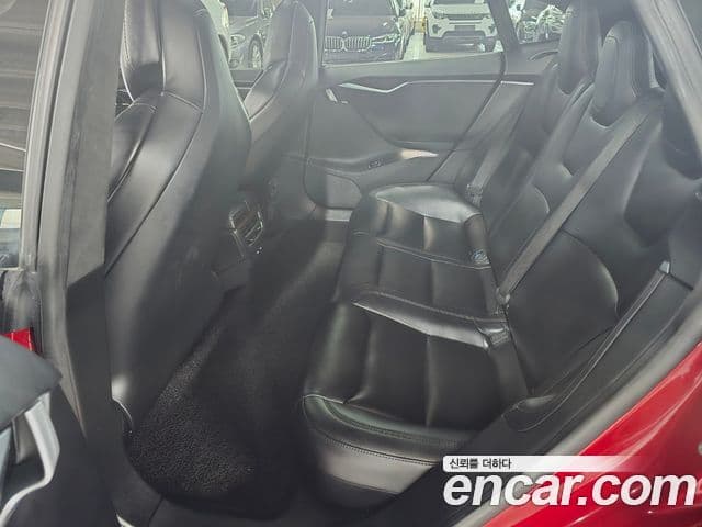 Tesla модель S, 2018 6