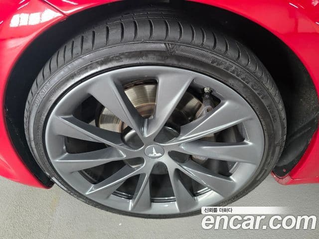 Tesla модель S, 2018 18