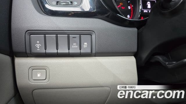 Kia All New Carnival Prestige, 2016 16