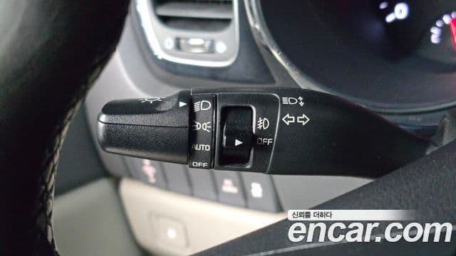 Kia All New Carnival Prestige, 2016 17