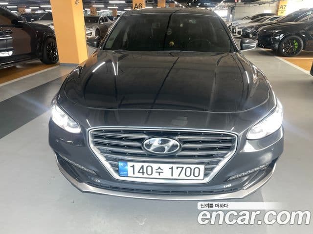Hyundai Grandeur IG 3.0 LPi Exclusive (арендный автомобиль), 2018 1