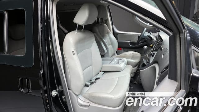 Hyundai Grand Starex Smart, 2017 12