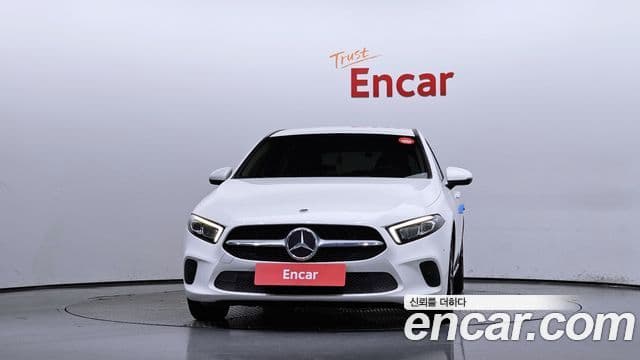 Mercedes-Benz A-класс W177 A220 хэтчбек, 2019 3