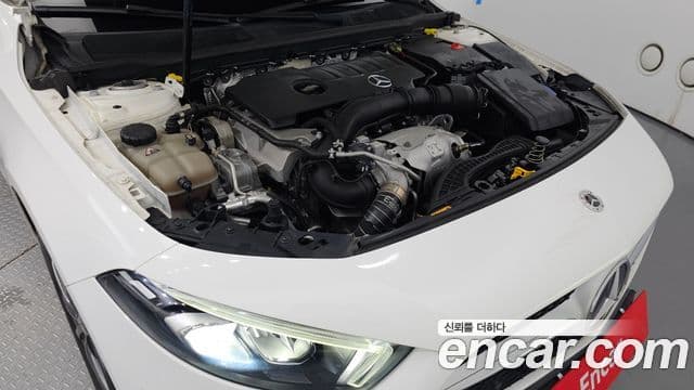 Mercedes-Benz A-класс W177 A220 хэтчбек, 2019 6