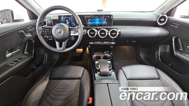 Mercedes-Benz A-класс W177 A220 хэтчбек, 2019 7