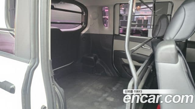 Kia The / новый New Ray Prestige, 2021 12