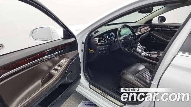 Genesis EQ900 Prestige, 2016 10