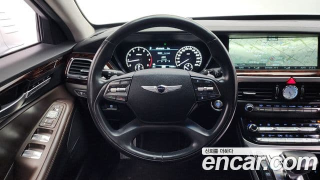 Genesis EQ900 Prestige, 2016 13