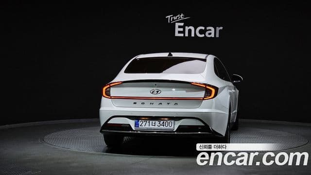 Hyundai Sonata гибрид (DN8) Modern, 2022 4