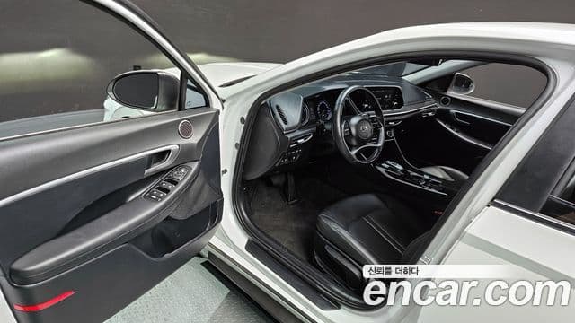 Hyundai Sonata гибрид (DN8) Modern, 2022 11