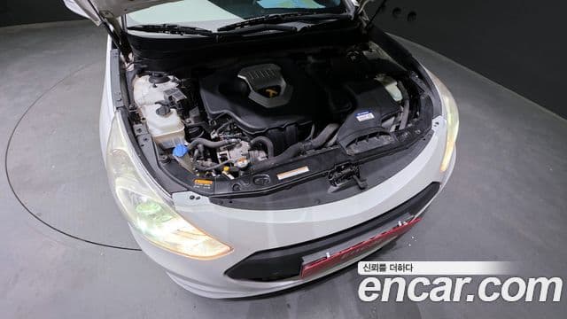 Hyundai Sonata гибрид Modern, 2014 6