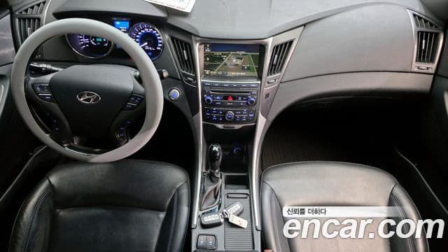 Hyundai Sonata гибрид Modern, 2014 7