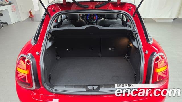 Mini Cooper 3세대, 2019 20