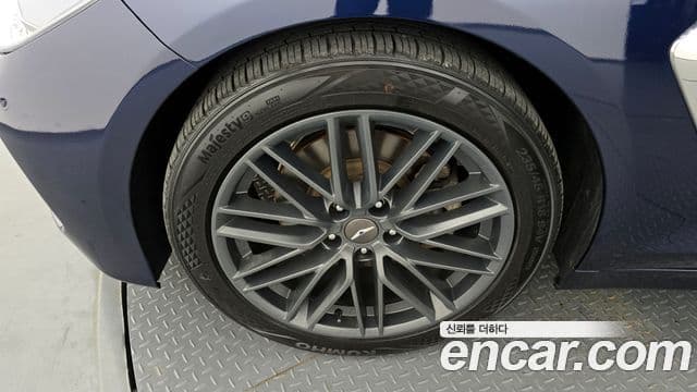 Genesis G70 Supreme, 2018 все фото