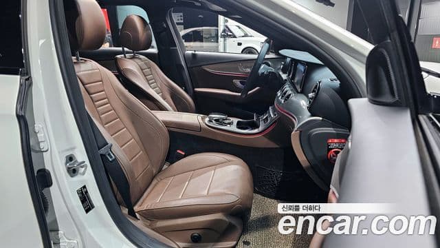 Mercedes-Benz E-класс W213 Avantgarde, 2020 11