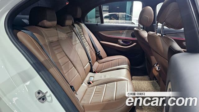 Mercedes-Benz E-класс W213 Avantgarde, 2020 12