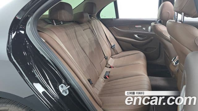 Mercedes-Benz E-класс W213 Exclusive, 2019 12